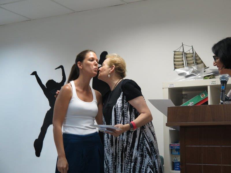 תמונה מתוך: טקס הענקת הפרסים לתחרות לכתיבה יהודית נשית