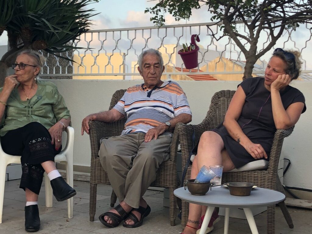 תמונה מתוך: 8 שנים אחרי… אצל חנה קוצר.. זוכרים ומדברים על ענת